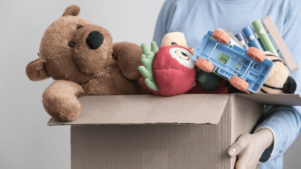 child decluttering toys