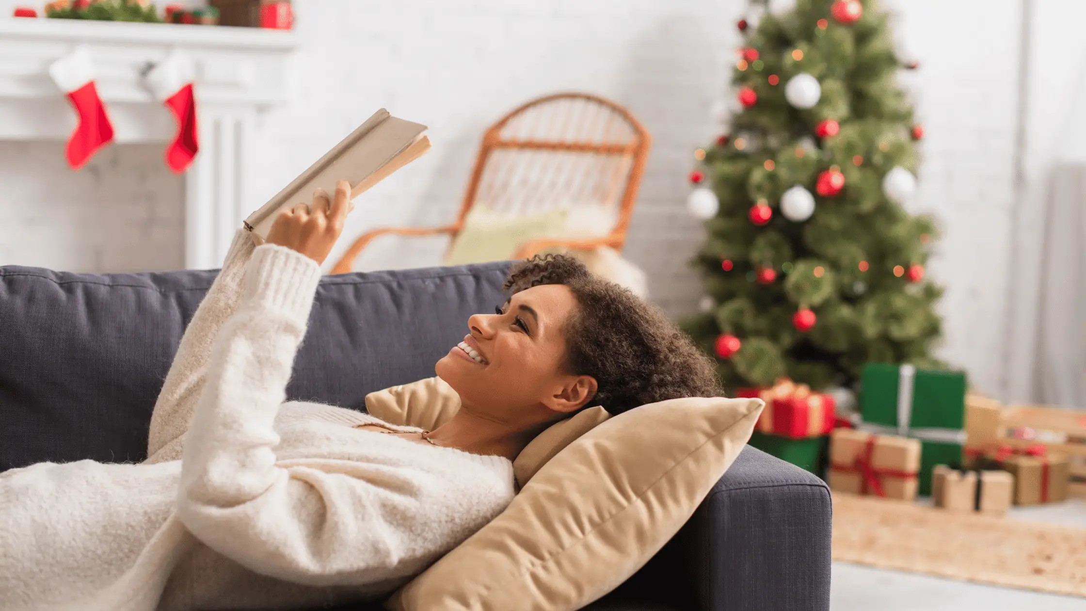 20+ Cozy Christian Christmas Novels for Women (Updated for 2023)
